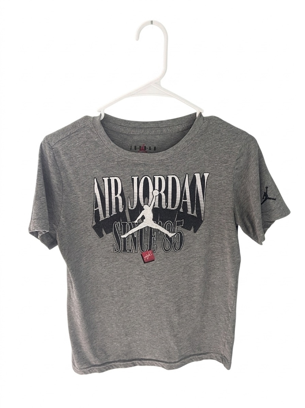 Air Jordan Gray Tee (Size Boy’s Large)
